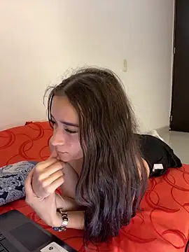 candy deluxe online show from 6, 3, 2026