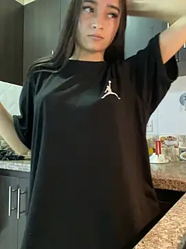 candy deluxe online show from 7, 3, 2026