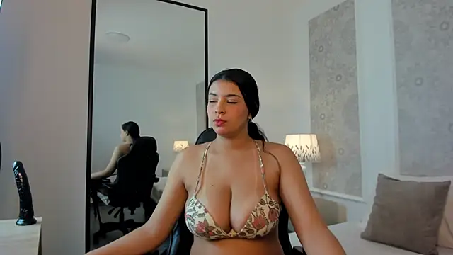 evelin villan online show from 1, 4, 2026