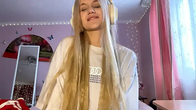 MelissaZaria online show from 15, 2, 2026