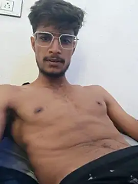 Snapshot of kaushikhotty chatting on 15, 7, 2026 kaushikhotty online show from 15, 7, 2026