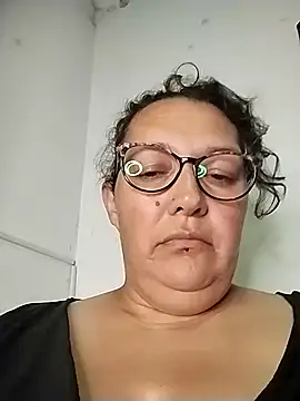  Saraqueen online show from 7, 3, 2026