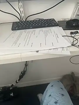 awesomemilkss online show from 17, 3, 2026