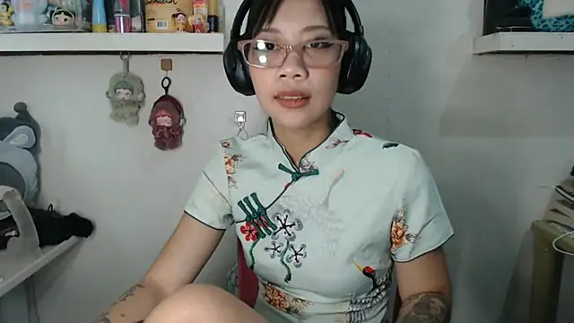 Snapshot of GloryKulikowski chatting on 19, 2, 2026 GloryKulikowski online show from 19, 2, 2026