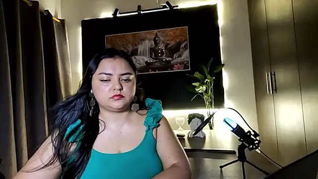 AzaraOnyx online show from 10, 7, 2026