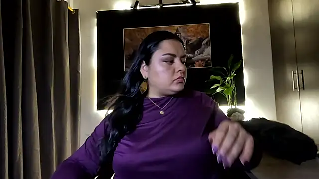 AzaraOnyx online show from 21, 7, 2026