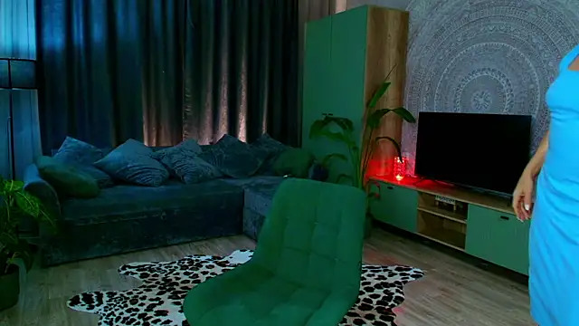 Shanita moon online show from 4, 3, 2026