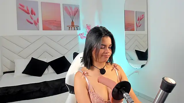 Snapshot of Rose_jener06 chatting on 1, 7, 2026 Rose jener06 online show from 1, 7, 2026