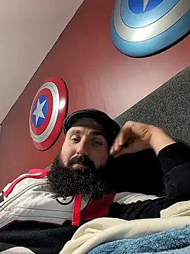 Snapshot of daddyboucher69 chatting on 7, 5, 2026 daddyboucher69 online show from 7, 5, 2026