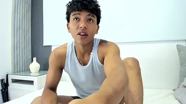 jhoystrong  online show from 14, 2, 2026