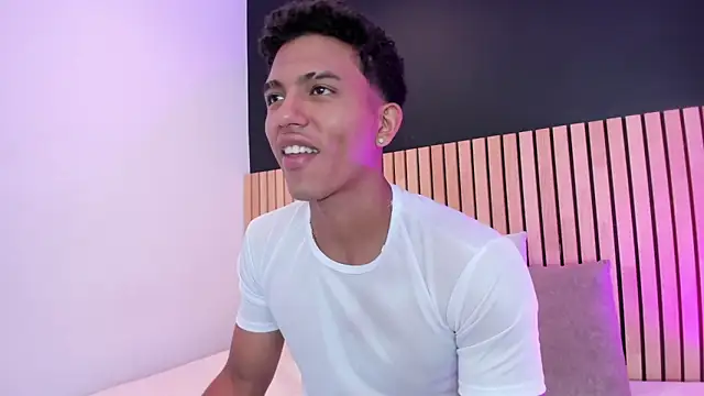 jhoystrong  online show from 25, 2, 2026