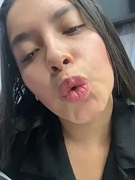 Snapshot of Miss_Bella_Flame chatting on 2, 6, 2026 Miss Bella Flame online show from 2, 6, 2026