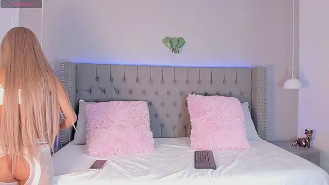 angelina honey  online show from 26, 3, 2026