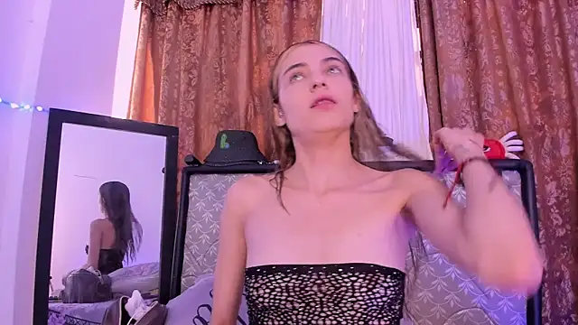 Sophie vega1 online show from 1, 6, 2026