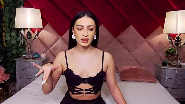 VictoriaLanes online show from 6, 3, 2026