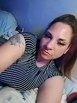 BrattyGirl2424 online show from 2, 8, 2026