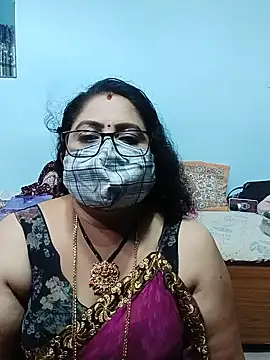 Kannadasexywifes online show from 19, 5, 2026