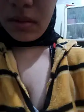 Snapshot of hend2u chatting on 14, 2, 2026 hend2u online show from 14, 2, 2026