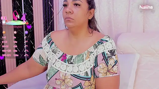 Snapshot of Cinnamon_Skin01 chatting on 6, 5, 2026 Cinnamon Skin01 online show from 6, 5, 2026