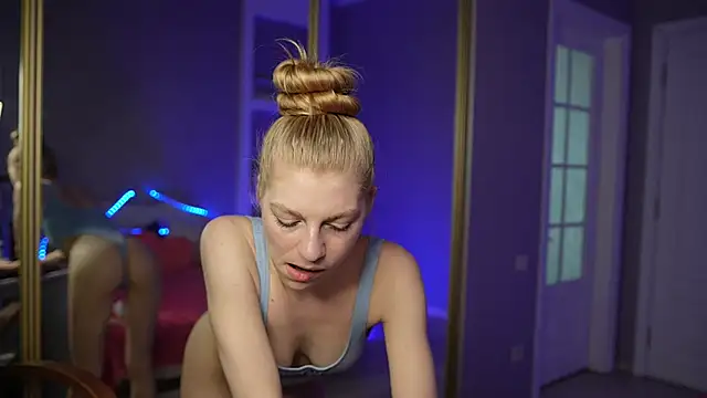 AlisMil online show from 14, 4, 2026