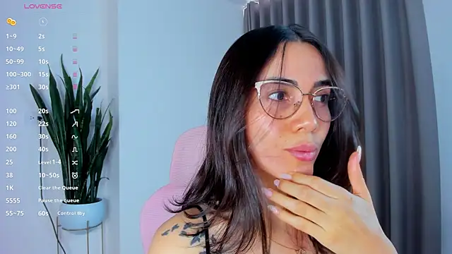Snapshot of sara_ospina22 chatting on 22, 7, 2026 sara ospina22 online show from 22, 7, 2026