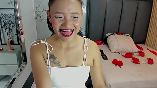 Snapshot of abby_zoee chatting on 27, 5, 2026 abby zoee online show from 27, 5, 2026