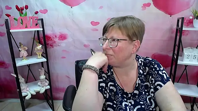 Snapshot of RadaChudna chatting on 25, 5, 2026 RadaChudna online show from 25, 5, 2026
