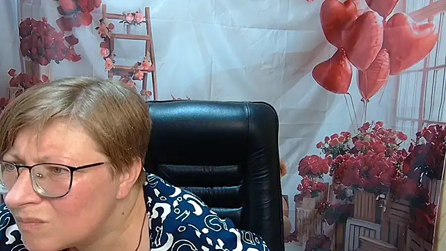 Snapshot of RadaChudna chatting on 3, 7, 2026 RadaChudna online show from 3, 7, 2026