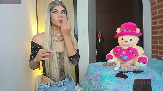 alisoondrean  online show from 22, 2, 2026