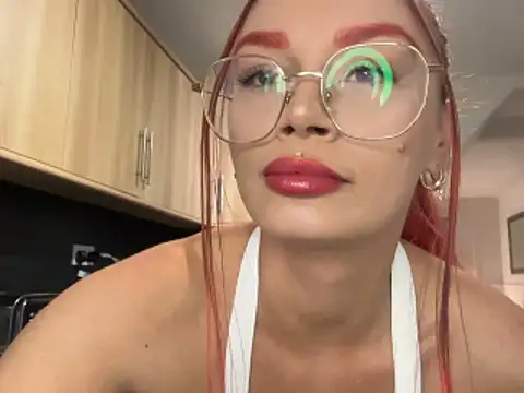 Snapshot of FoxyValentine chatting on 20, 4, 2026 FoxyValentine online show from 20, 4, 2026