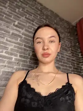 LunaCurlly online show from 19, 3, 2026