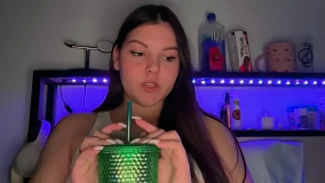 yourmila1 online show from 5, 3, 2026