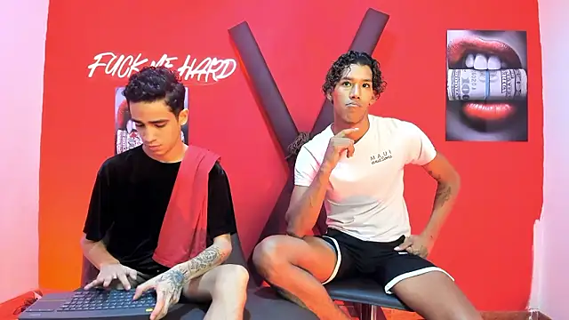 Snapshot of GREEN_BOYS chatting on 17, 2, 2026 GREEN BOYS online show from 17, 2, 2026