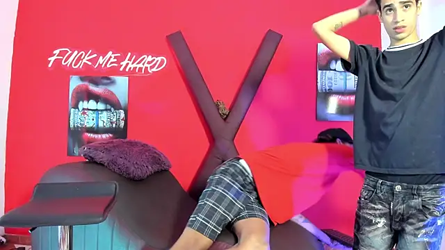 Snapshot of GREEN_BOYS chatting on 25, 2, 2026 GREEN BOYS online show from 25, 2, 2026