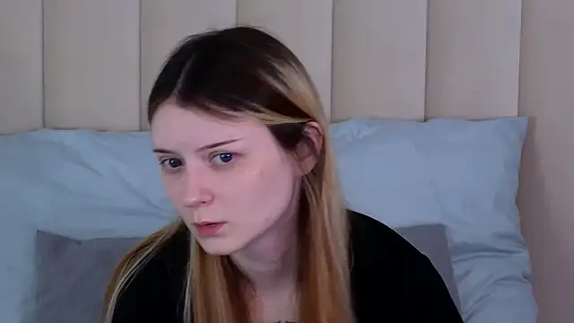 Snapshot of AlyssFrost chatting on 24, 7, 2026 AlyssFrost online show from 24, 7, 2026