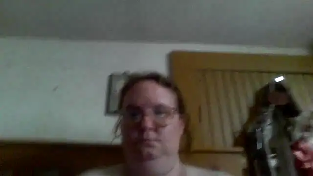 naughty queen1 online show from 23, 4, 2026