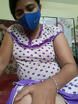 Snapshot of Tamil_Luckly_girl chatting on 3, 5, 2026 Tamil Luckly girl online show from 3, 5, 2026