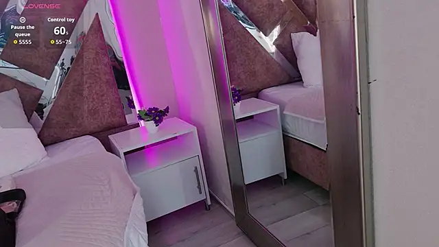 PerlaRogerss  online show from 16, 4, 2026