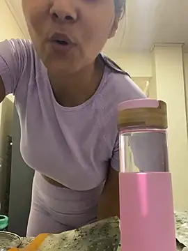 Snapshot of Yirleyll chatting on 2, 3, 2026 Yirleyll online show from 2, 3, 2026