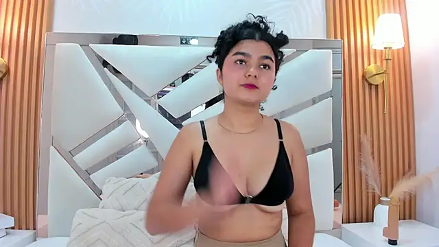  Curly Beauty online show from 17, 2, 2026