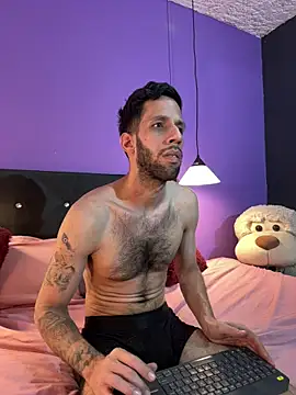 Snapshot of Karim_mansur chatting on 24, 2, 2026 Karim mansur online show from 24, 2, 2026