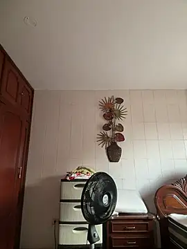 Valentinacouple online show from 2, 7, 2026