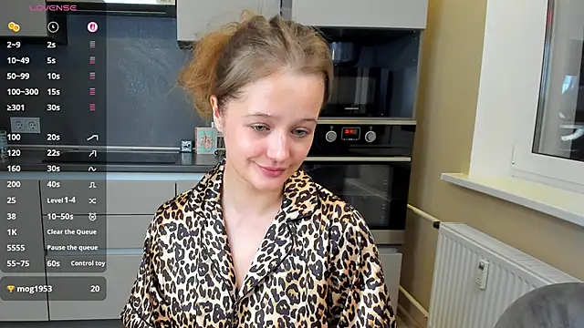 Mary Phoenix online show from 15, 2, 2026