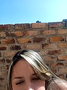 kiki milu online show from 21, 3, 2026