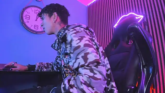 Maximoking26 online show from 20, 2, 2026