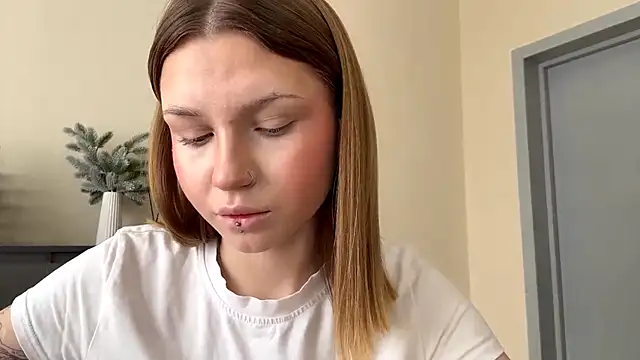 Snapshot of PledHoly chatting on 23, 2, 2026 PledHoly online show from 23, 2, 2026