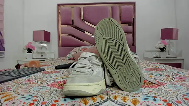 Chanelwill online show from 7, 4, 2026