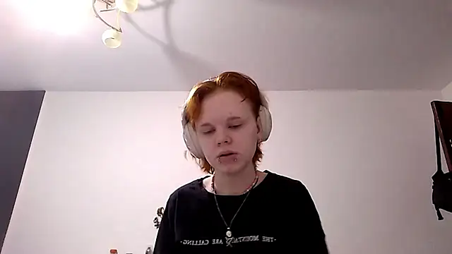 Snapshot of CurlaPettyBom chatting on 28, 2, 2026 CurlaPettyBom online show from 28, 2, 2026