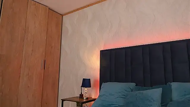 LucyDeLuca online show from 10, 3, 2026