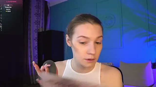 Vanessa  Lui online show from 26, 2, 2026